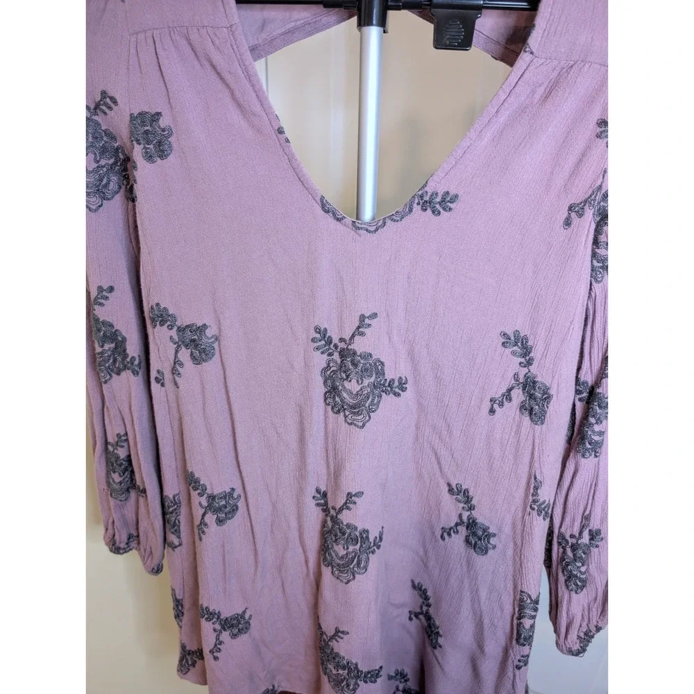 Free People Emma Mini Tunic Dress Small Floral Embroidered V-Neck‎ Cutout Back